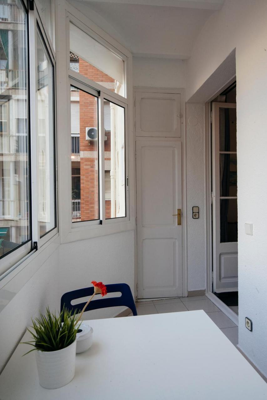 Apartamento Eixample Sants Estacio Barcelona Exterior photo